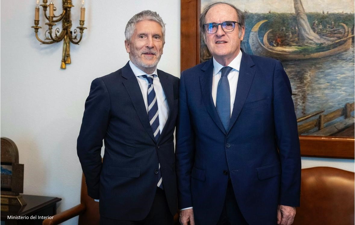 El Defensor del Pueblo, Ángel Gabilondo, se reúne con el ministro del Interior, Fernando Grande-Marlaska.